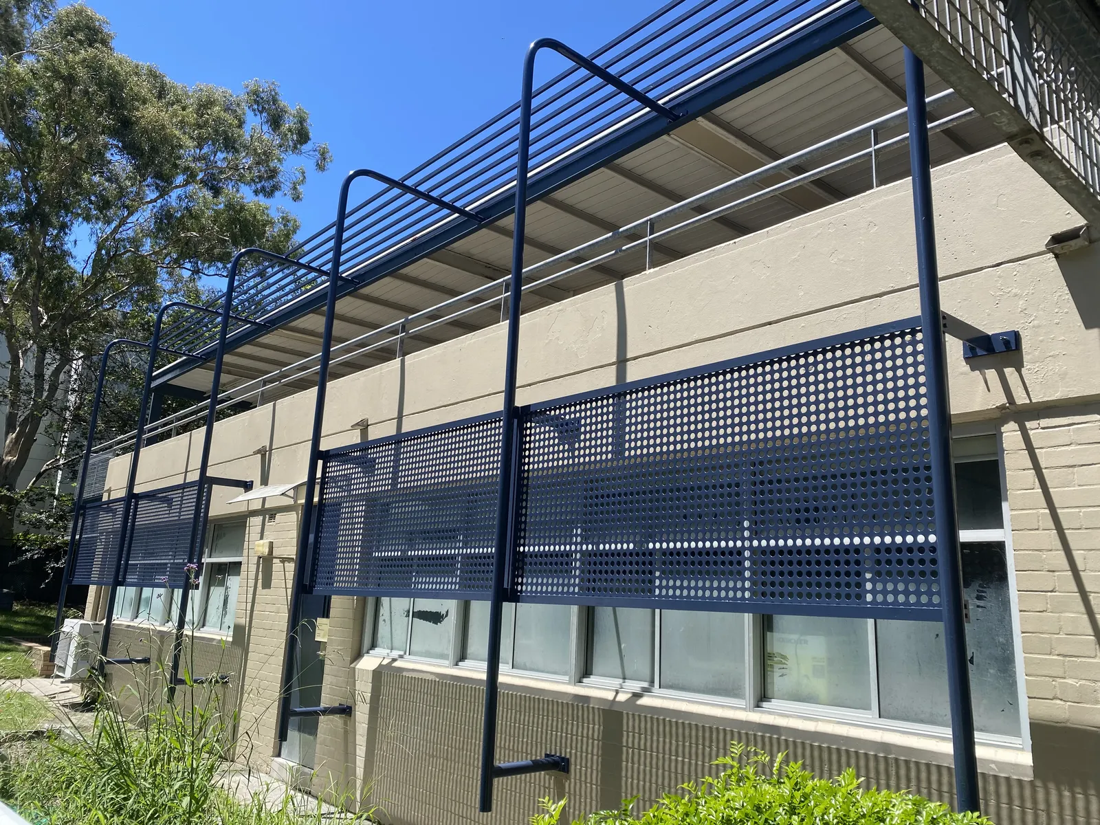 Exterior · Commercial
